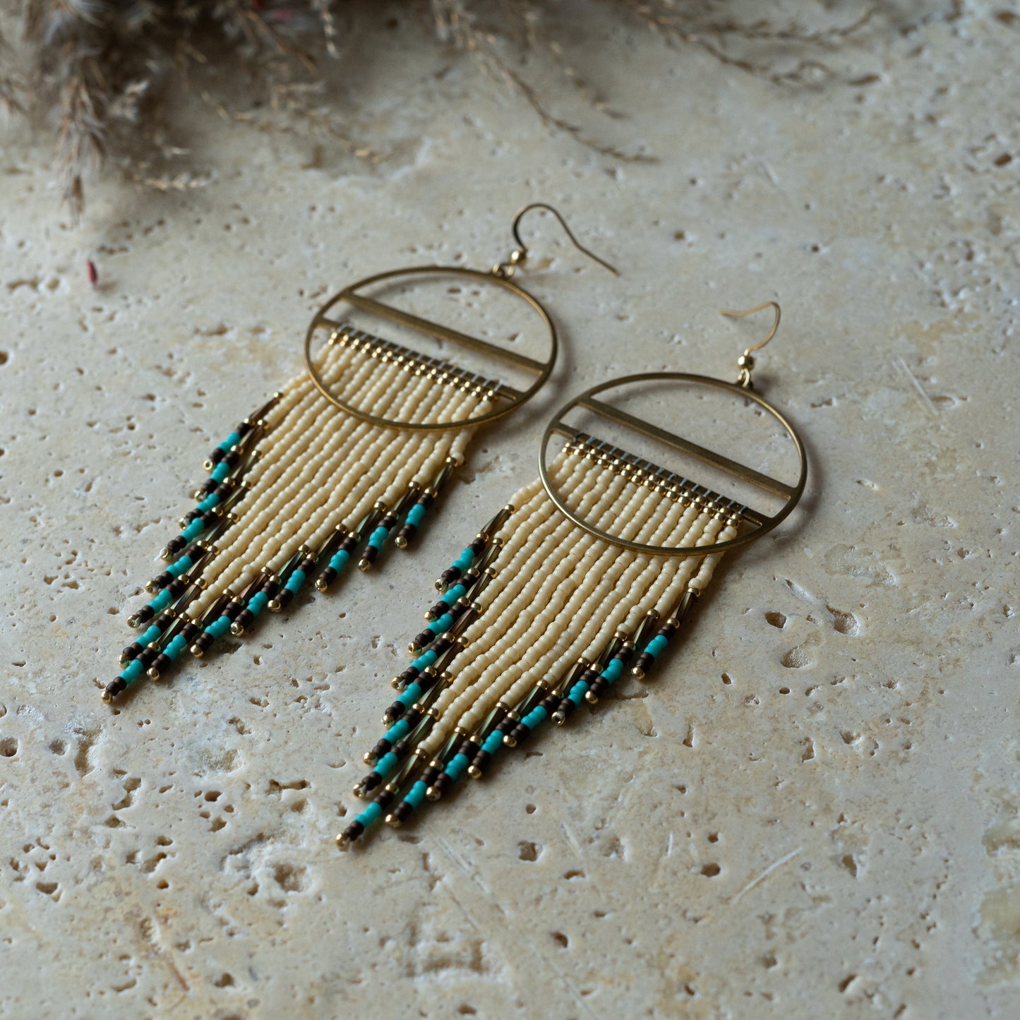 Round beads earrings | turquoise